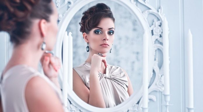 Виды зеркал для оформления интерьера