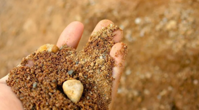 Песчано-гравийная смесь: для каких целей заказывают, чем отличается, какого бывает состава, на что обращают внимание при выборе