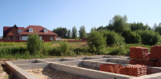 Какие фундаменты выбирают для частных малоэтажных домов