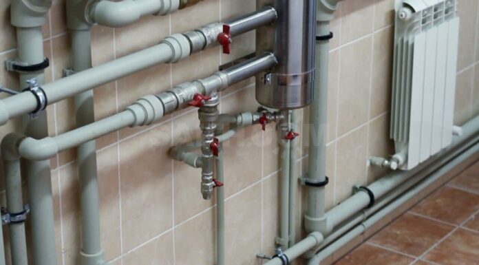 Пластик или экоматериал: как выбрать трубы для дома