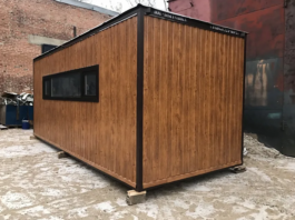 Блок контейнер для дачи купить: по каким характеристикам его подбирают, чем удобна планировка распашонкой, почему контейнеры с тамбуром оптимальны для размещения бригад рабочих, чем утепляют и отделывают контейнеры