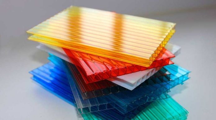 Поликарбонат — что это такое и как его делают?