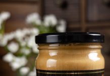 Роль меда в здоровом питании: мифы и факты