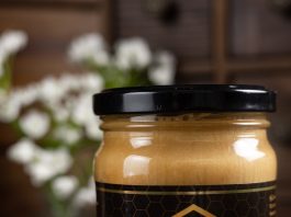 Роль меда в здоровом питании: мифы и факты