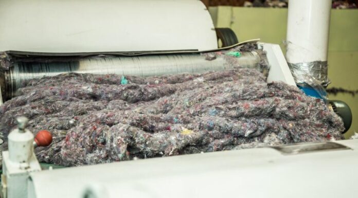 Утилизация текстильных отходов: ключевые аспекты и методы