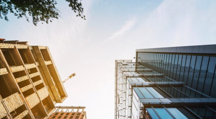 Застройщик vs. вторичный рынок: плюсы и недостатки