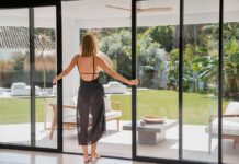 Раздвижные стеклянные двери