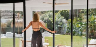 Раздвижные стеклянные двери