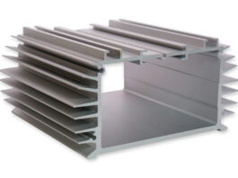 Алюминиевые профили: ключ к эффективному промышленному освещению