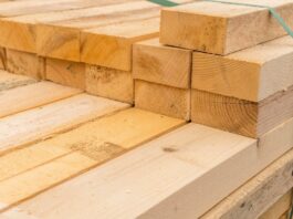 Как выбрать качественные пиломатериалы для строительства: советы экспертов