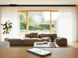 Защита от солнца и взглядов: зачем на даче нужны электрокарнизы